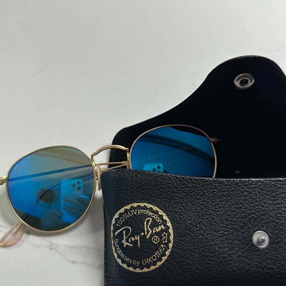 COPY - Ray Bans!